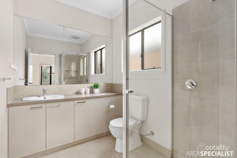 Property photo of 35 Mantello Drive Werribee VIC 3030