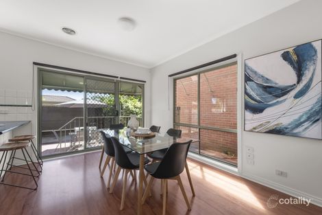 Property photo of 70 Stockdale Way Mill Park VIC 3082