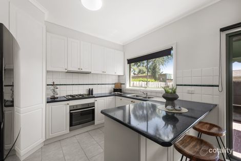 Property photo of 70 Stockdale Way Mill Park VIC 3082