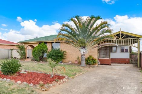 Property photo of 4 Ficus Place Macquarie Fields NSW 2564