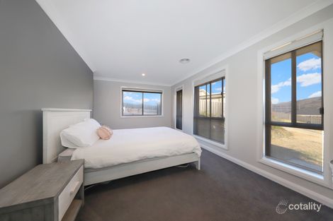 Property photo of 8 Boyd Grove Tumut NSW 2720