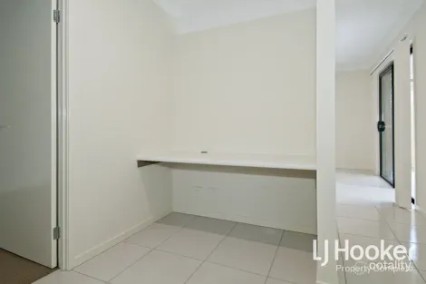 Property photo of 8 Kurgan Lane Yarrabilba QLD 4207