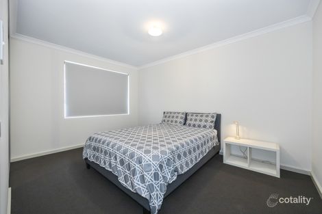 Property photo of 3 Wading Place Lake Coogee WA 6166