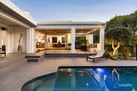 Property photo of 19 Moonbeam Crescent Castaways Beach QLD 4567