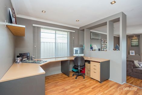 Property photo of 4 Dunfee Place Hamersley WA 6022