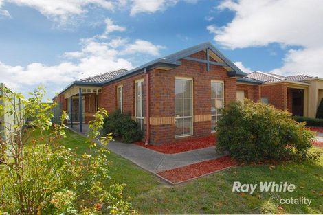 Property photo of 6 Woodchase Court Cranbourne East VIC 3977