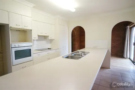 Property photo of 14 Lochleven Street Carindale QLD 4152