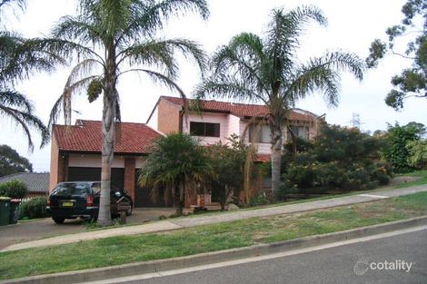 8 Hobart Pl, Illawong, NSW 2234