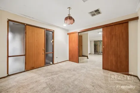 Property photo of 25B Thomas Way Karrinyup WA 6018