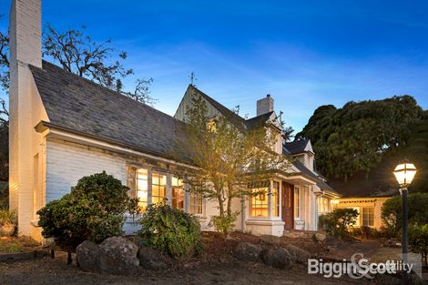 Property photo of 9 Glenarm Place Mount Waverley VIC 3149