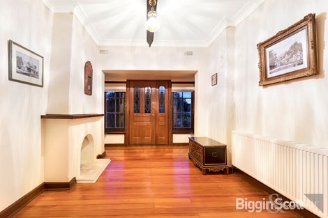 Property photo of 9 Glenarm Place Mount Waverley VIC 3149