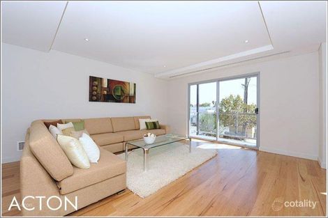 Property photo of 2/52 Dalkeith Road Nedlands WA 6009