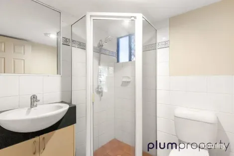 Property photo of 3/45 Riverview Terrace Indooroopilly QLD 4068