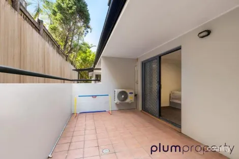 Property photo of 3/45 Riverview Terrace Indooroopilly QLD 4068