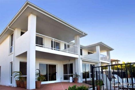 16 Aurora Pl, Newport, QLD 4020