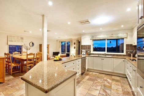 Property photo of 35 Maroong Drive Research VIC 3095