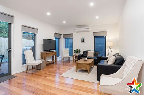 Property photo of 5 Holmes Road Mooroolbark VIC 3138