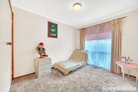 Property photo of 1/24 Kirkton Drive Kurunjang VIC 3337