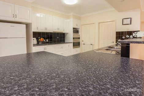 Property photo of 16 Kensington Drive Flinders View QLD 4305