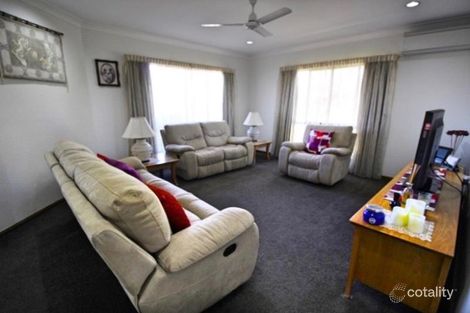 Property photo of 9 Dullaway Court Kalkie QLD 4670