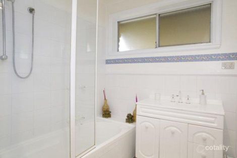 Property photo of 4 Stapledon Court Corio VIC 3214