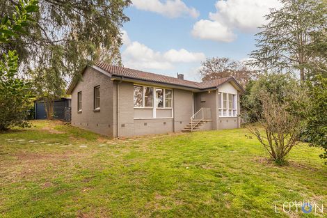 Property photo of 9 Scaddan Place Curtin ACT 2605
