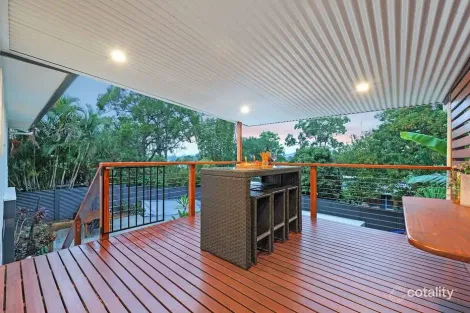 217 Patricks Rd, Ferny Hills, QLD 4055