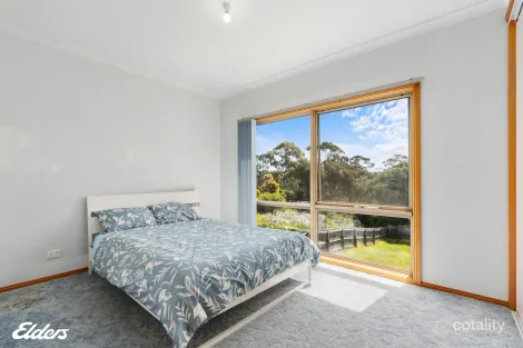 Property photo of 15 Ross Street Port Welshpool VIC 3965