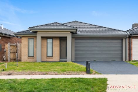 Property photo of 6 Aldinga Road Point Cook VIC 3030