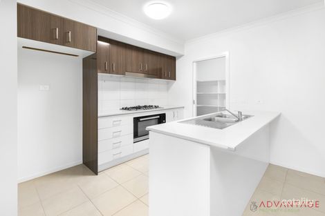 Property photo of 6 Aldinga Road Point Cook VIC 3030