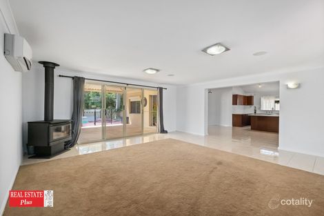 Property photo of 5 Markham Way Swan View WA 6056