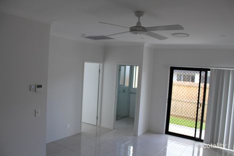 Property photo of 2/18 Heathwren Street Forest Glen QLD 4556
