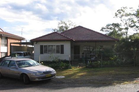 67 Wahroonga Rd, Kanwal, NSW 2259