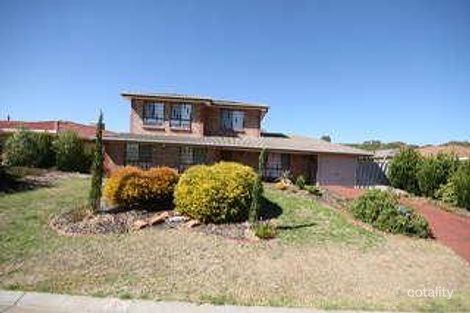 5 Sandalwood Gr, Woodcroft, SA 5162