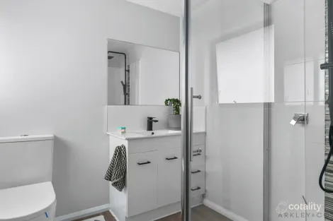 Property photo of 8 Elaia Drive Risdon Vale TAS 7016