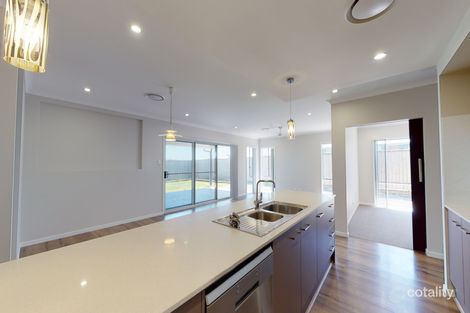 Property photo of 35 Harvest Boulevard Chisholm NSW 2322
