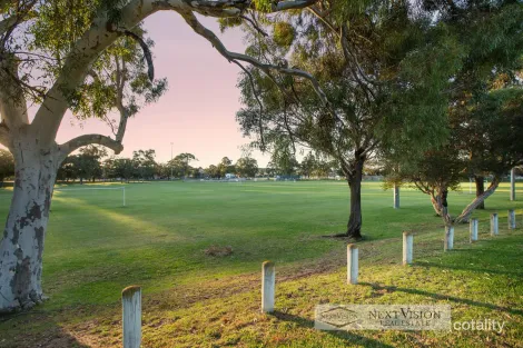 Property photo of 2 Cale Place Spearwood WA 6163