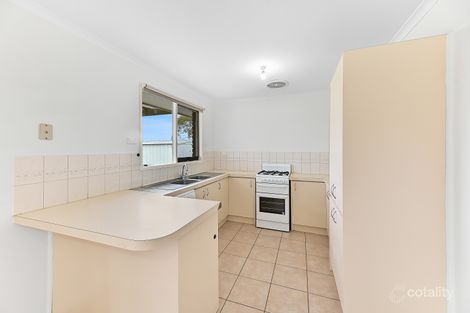 Property photo of 27 Simon Court Hampton Park VIC 3976