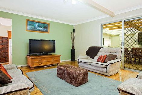 Property photo of 19 Tobruk Avenue Engadine NSW 2233