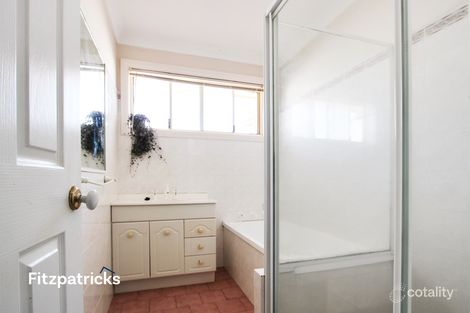 Property photo of 10 Galleon Place Estella NSW 2650