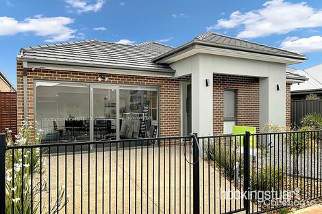 Property photo of 9 Darlingvale Road Wollert VIC 3750