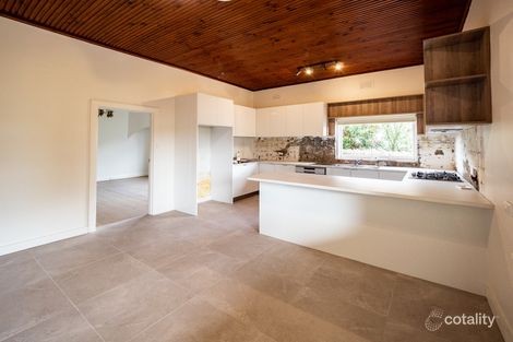 Property photo of 12 Newham Grove Ormond VIC 3204