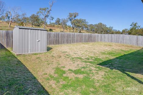 Property photo of 13 Mansell Boulevard Cotswold Hills QLD 4350
