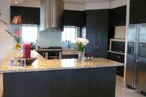 Property photo of 2115 Fernlea Close Hope Island QLD 4212