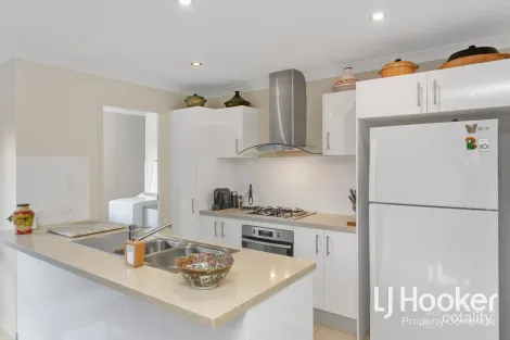 Property photo of 14 Carpenter Street Yarrabilba QLD 4207