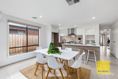 Property photo of 18 Albany Way Charlemont VIC 3217