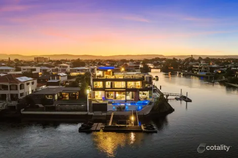 Property photo of 20 Lakeland Key Broadbeach Waters QLD 4218