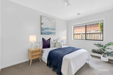 Property photo of 49 Owarra Boulevard Mount Duneed VIC 3217