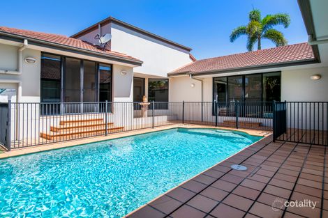 Property photo of 3137 Riverleigh Drive Hope Island QLD 4212