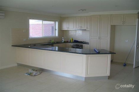 Property photo of 22 Keswick Rise Sunbury VIC 3429
